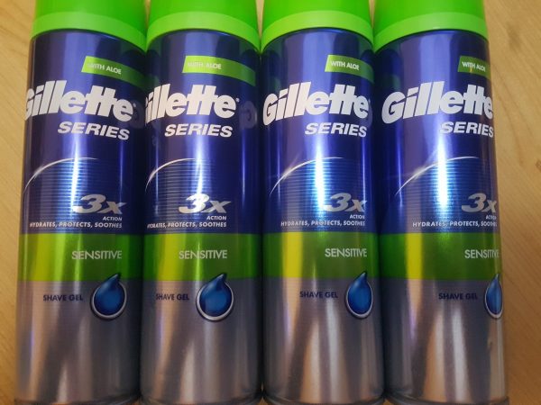 Four cans of gillette's gillette's gillette's gillette's g.