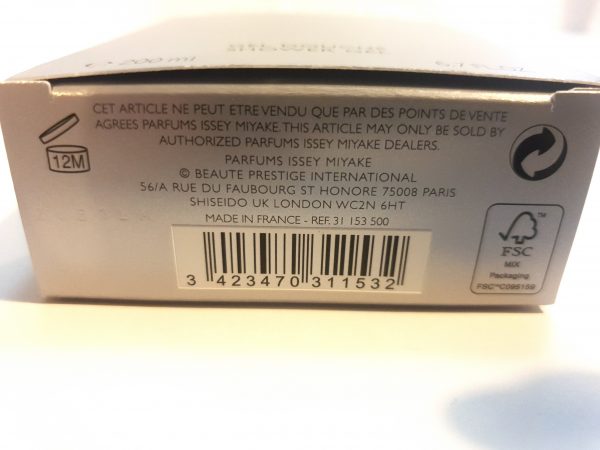 The back of a Issey Miyake L'eau D'issey, 200ml Pour Homme Shower Gel with a barcode on it.