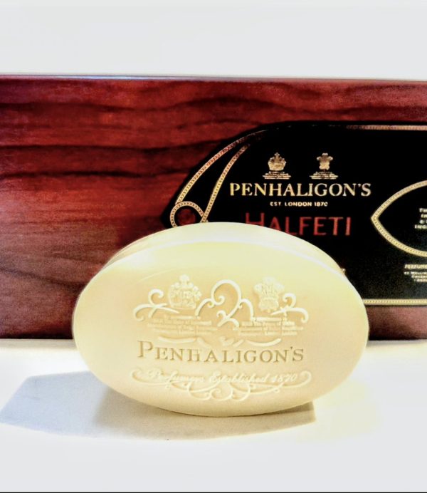 Penhaligons Halfeti Soap Box of 3, Bars of Soap in a wooden box.