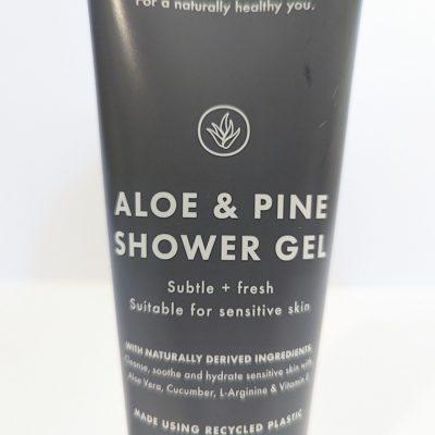 Mancave Aloe & Pine Shower Gel, 200ml Body Wash - Image 4