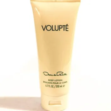 Oscar de la Renta Volupte Body Lotion, 200ml