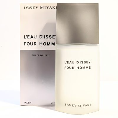 A bottle of Issey Miyake L’eau D’issey Pour Homme Eau de Toilette with its box displayed behind it.