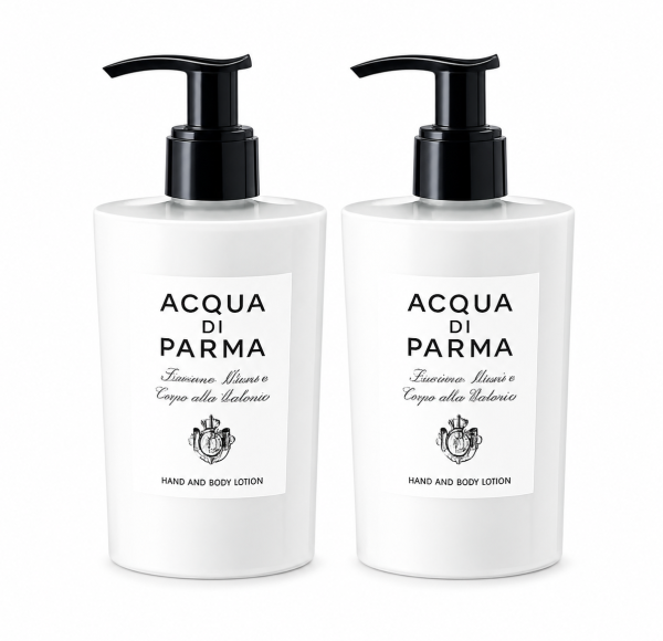 Two bottles of Carolina Herrera 212 NYC Men EDT Spray 100ml are placed side by side against a plain white background. Two bottles of Carolina Herrera 212 NYC Men EDT Spray 100ml are placed side by side against a plain white background.