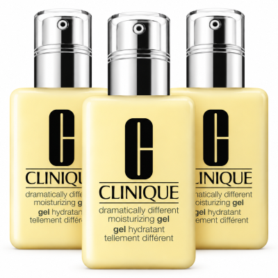 Three bottles of 3x Clinique Dramatically Different Moisturizing Gel, Combination/Oily 125ml arranged side by side on a white background.